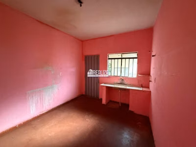 Casa, 2 quartos, 61 m² - Foto 1