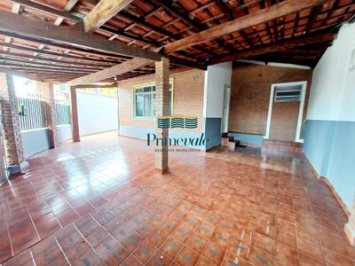 Casa, 4 quartos, 194 m² - Foto 1