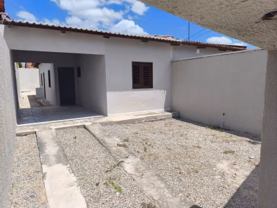 Casa, 2 quartos, 40 m² - Foto 1