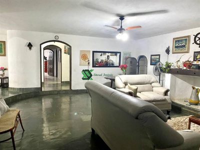 Casa, 3 quartos, 260 m² - Foto 1
