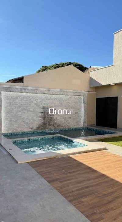 Casa, 3 quartos, 234 m² - Foto 2