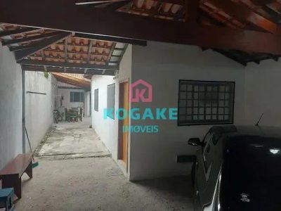 Casa, 3 quartos, 180 m² - Foto 1