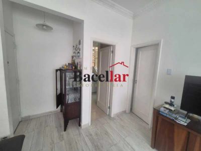 Apartamento, 2 quartos, 76 m² - Foto 4
