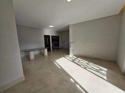 Casa, 3 quartos, 250 m² - Foto 2