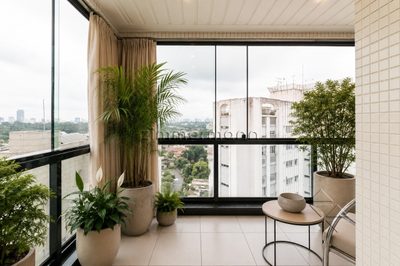 Apartamento, 4 quartos, 202 m² - Foto 1