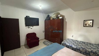Casa, 3 quartos, 230 m² - Foto 4
