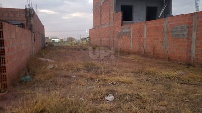 Terreno, 208 m² - Foto 1