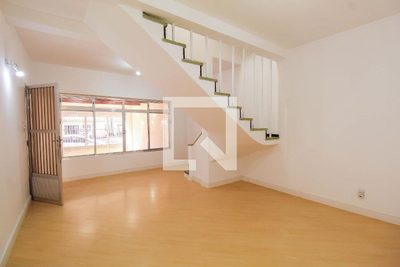 Casa, 4 quartos, 196 m² - Foto 2