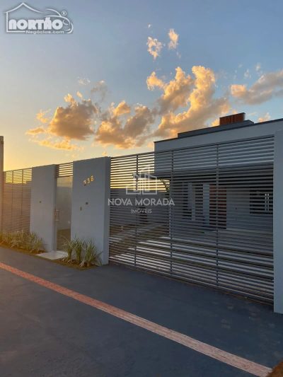 Casa, 4 quartos, 173 m² - Foto 2