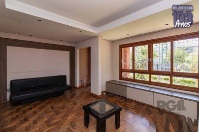 Casa, 4 quartos, 242 m² - Foto 2