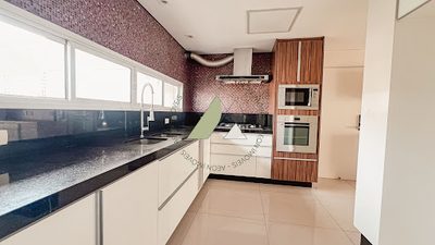 Apartamento, 3 quartos, 242 m² - Foto 5
