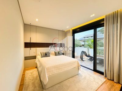 Sobrado, 5 quartos, 600 m² - Foto 1