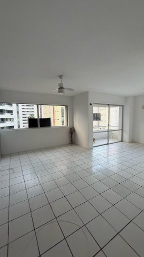 Apartamento, 3 quartos, 130 m² - Foto 2