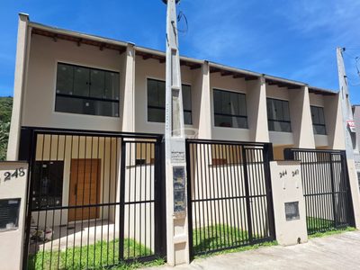 Casa, 2 quartos, 76 m² - Foto 1