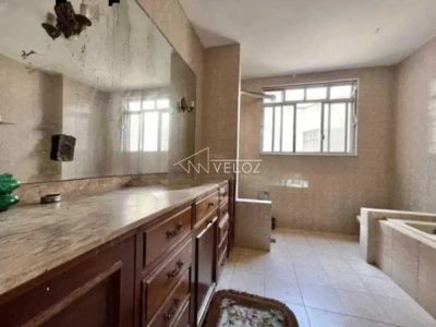 Apartamento, 3 quartos, 200 m² - Foto 1