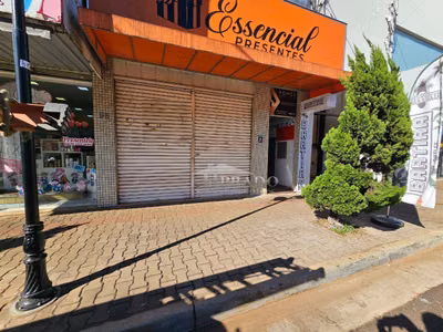 Sala-Conjunto, 300 m² - Foto 1