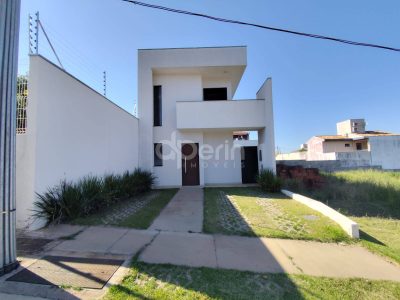 Casa, 3 quartos, 144 m² - Foto 1