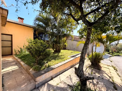 Casa, 4 quartos, 255 m² - Foto 1