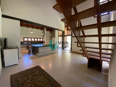 Sítio, 4 quartos, 1630 m² - Foto 2