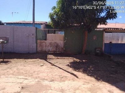 Casa, 2 quartos, 180 m² - Foto 1