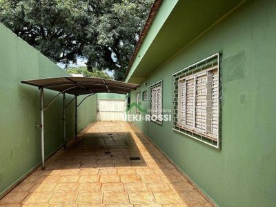 Casa, 6 quartos, 268 m² - Foto 4