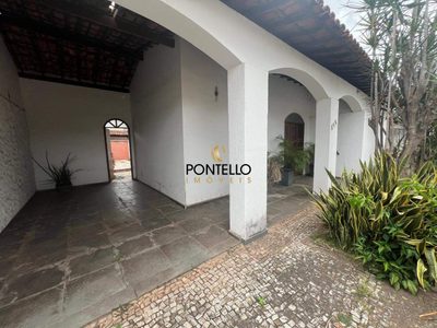 Casa, 3 quartos, 200 m² - Foto 1