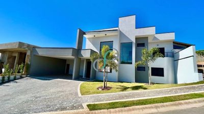 Casa, 3 quartos, 302 m² - Foto 1