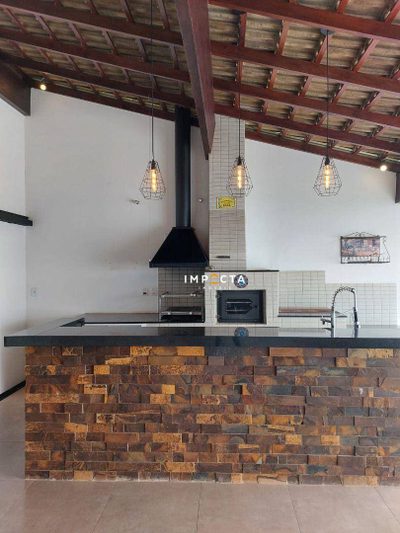 Casa, 4 quartos, 206 m² - Foto 3