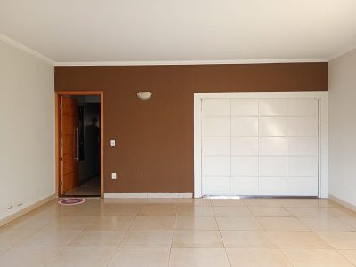 Casa, 3 quartos, 220 m² - Foto 2