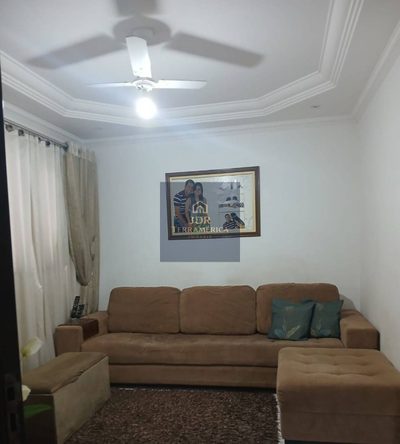 Casa, 3 quartos, 235 m² - Foto 1