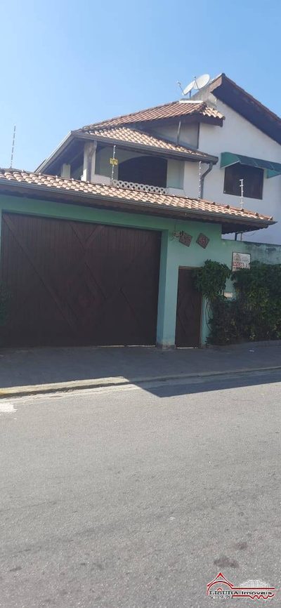 Casa, 3 quartos, 284 m² - Foto 1
