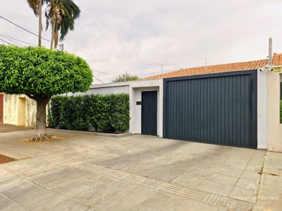 Casa, 3 quartos, 198 m² - Foto 1