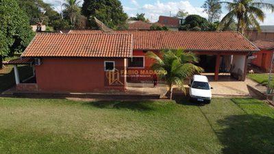Sítio, 3 quartos, 2000 m² - Foto 2