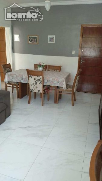 Casa, 2 quartos, 50 m² - Foto 1