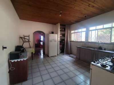 Casa, 4 quartos, 230 m² - Foto 3