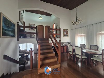 Casa, 3 quartos, 286 m² - Foto 2