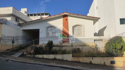 Casa, 4 quartos, 163 m² - Foto 1