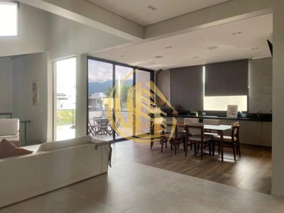Sobrado, 4 quartos, 340 m² - Foto 1