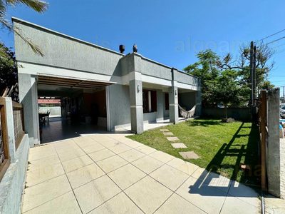 Casa, 3 quartos, 153 m² - Foto 1