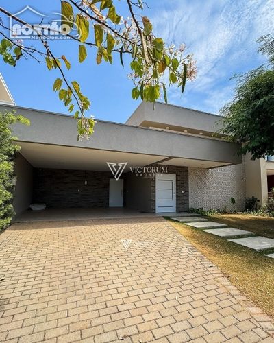 Casa, 1 quarto, 194 m² - Foto 1