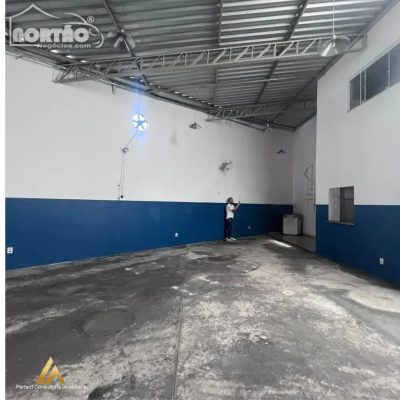Casa, 1 quarto, 250 m² - Foto 2