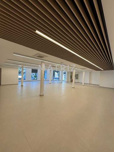 Loja-Salão, 372 m² - Foto 1