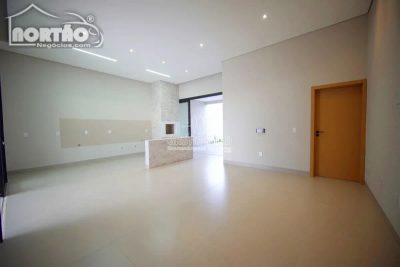 Casa, 1 quarto, 176 m² - Foto 4