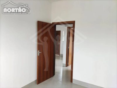 Casa, 3 quartos, 54 m² - Foto 1