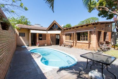Casa, 2 quartos, 200 m² - Foto 1