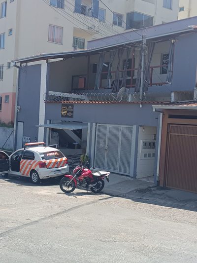 Casa, 4 quartos, 202 m² - Foto 2