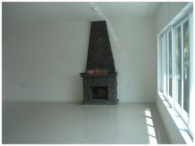 Sobrado, 3 quartos, 243 m² - Foto 1