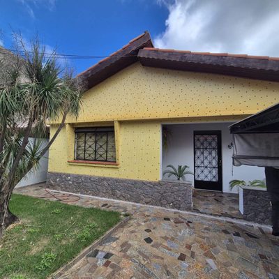 Casa, 3 quartos, 180 m² - Foto 1