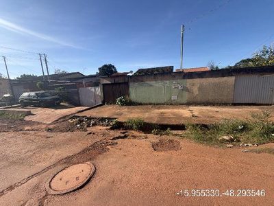 Casa, 2 quartos, 225 m² - Foto 1