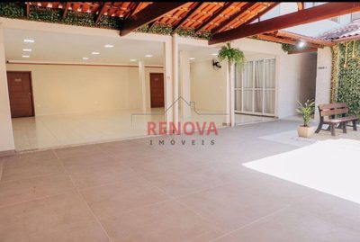 Sobrado, 4 quartos, 30000 m² - Foto 1